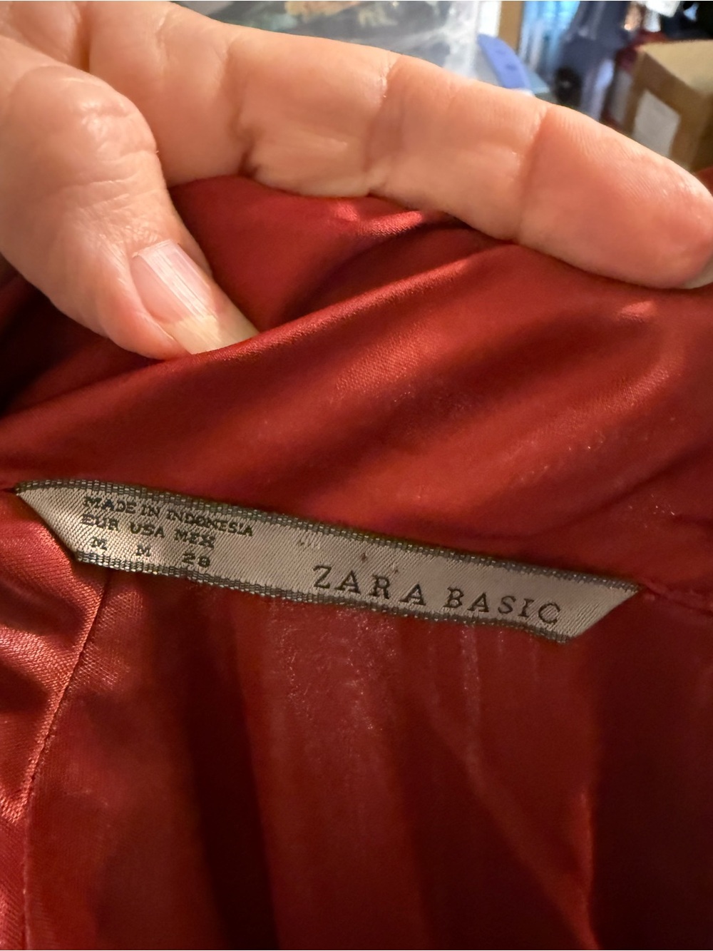 Zara Basic Sleeveless Mock 3 Button Closure Neck Midi Pleated Dress in Deep Red - Picture 11 of 12